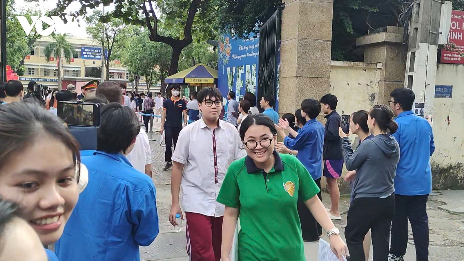Kỳ thi vào lớp 10 ở Hà Nội: Đề Tiếng Anh không khó, kỳ vọng “cơn mưa” điểm 8,9